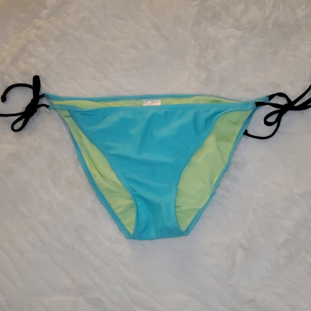 Stting Bikini Bottom